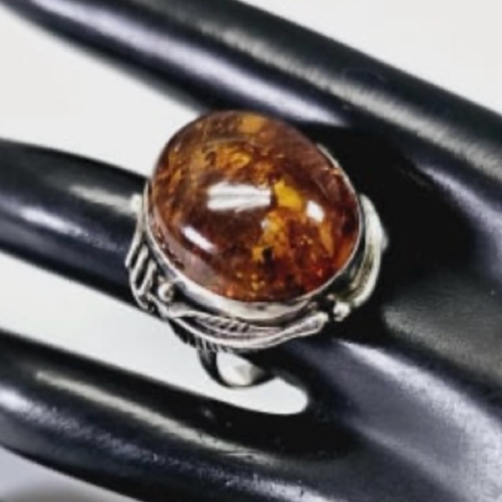 ZIV Signed Sterling Silver Natural Amber Ring Size 9‎